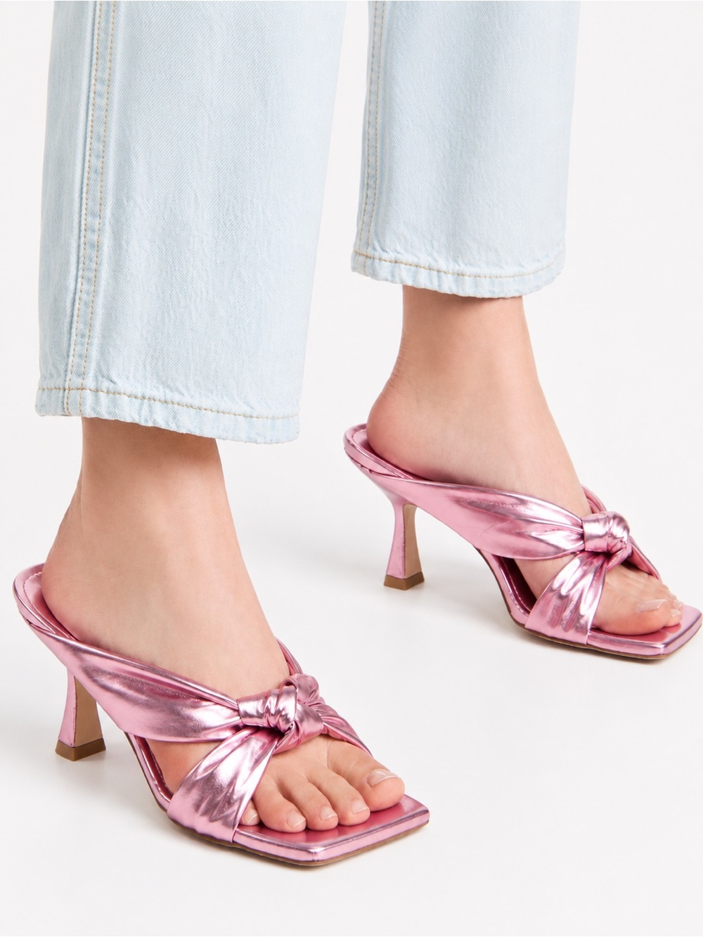 Stuart Weitzman Playa 75 Metallic Pink Kitten Heels Knot Sandals US 6 $475